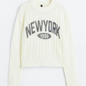 H&M cream New York sweater Size small NWT
